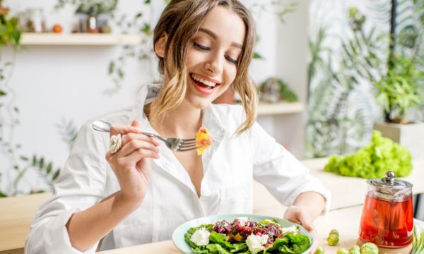 Achieving a Balanced Diet: Vital for Women’s Health